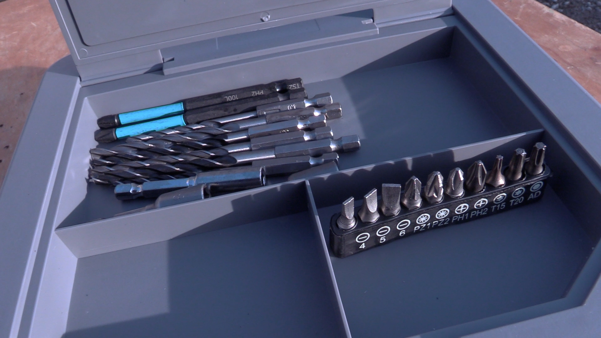 Аккумуляторный бесщеточный шуруповерт EDON ED-SM16 BL - Зображення 10