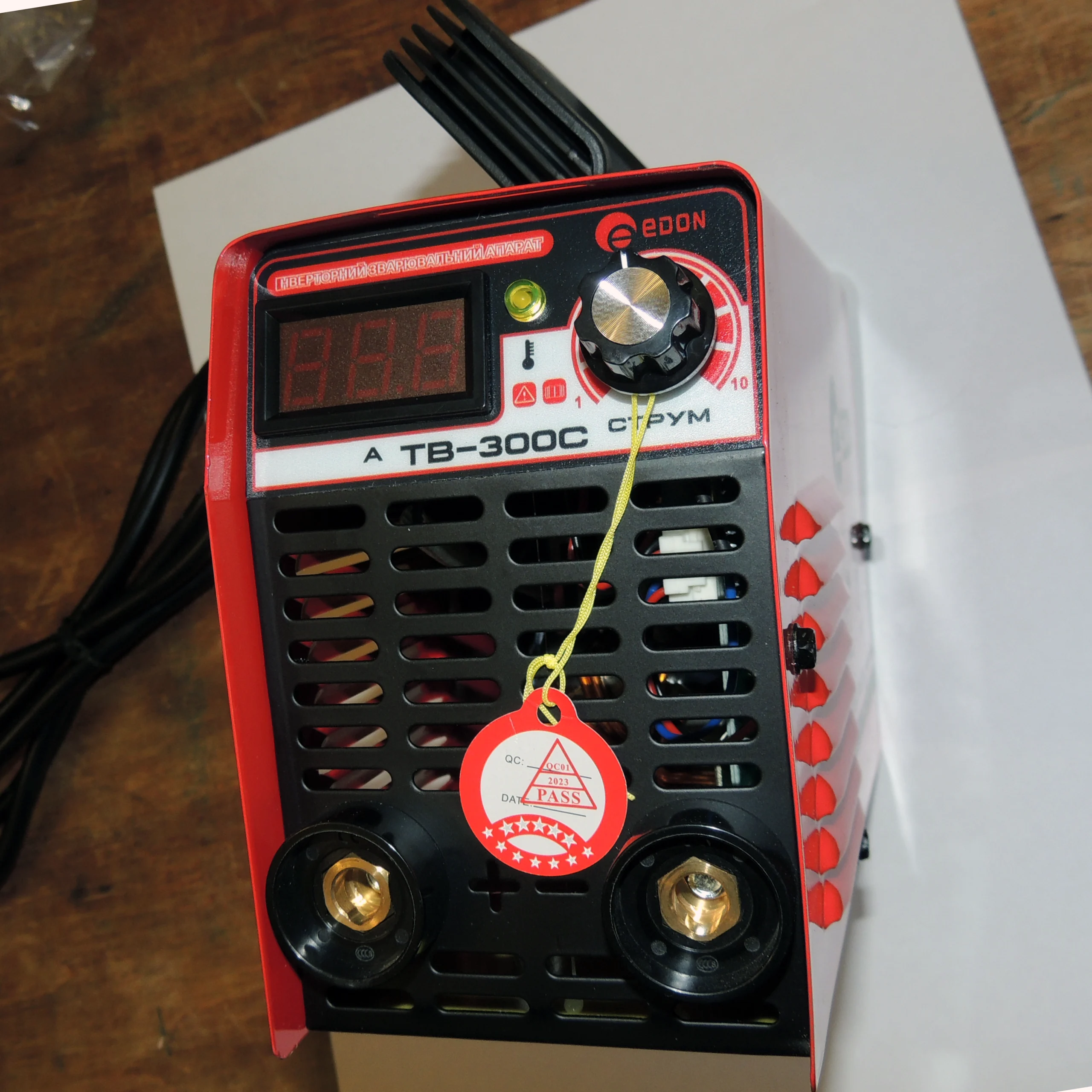 Зварювальний інвертор EDON TB-300C - Зображення 3