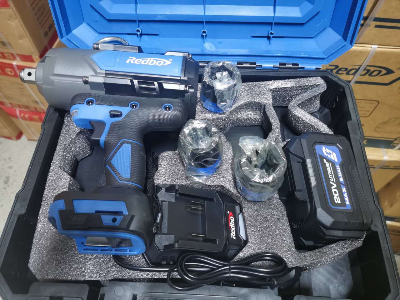 Акумуляторний гайковерт REDBO OAW-20/2000PBL - Зображення 4