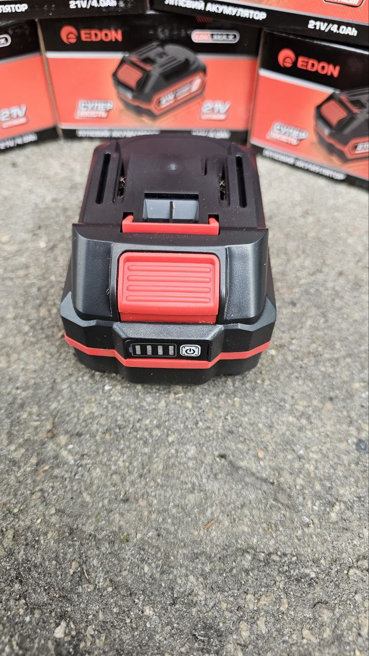 Аккумулятор EDON 21В 4.0А·ч с индикатором заряда (аналог Makita LXT, красочная упаковка) - Зображення 3